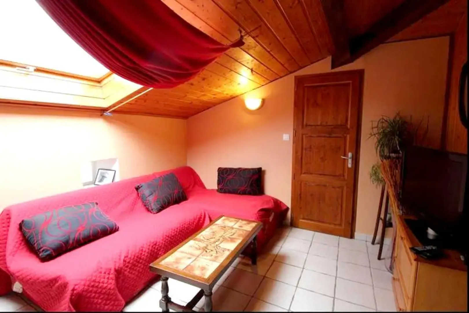 House With 2 Bedrooms in Champis, With Wonderful Mountain View, Enclos