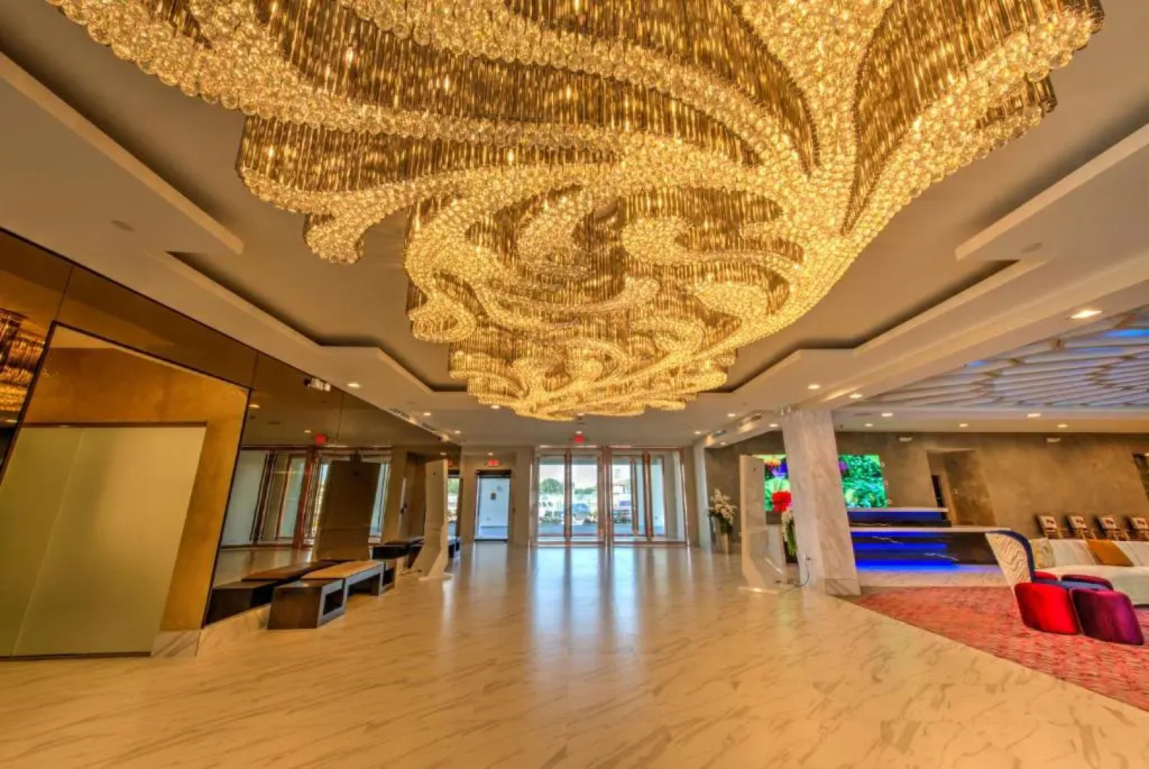 Crowne Plaza Hotel Northwest-Brookhollow