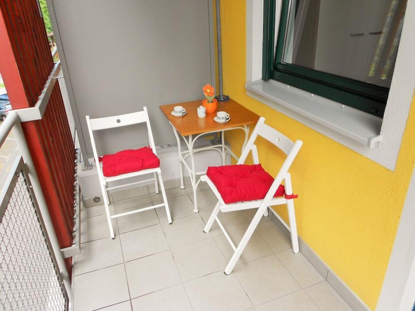 Apartment Honey Bee with Sauna