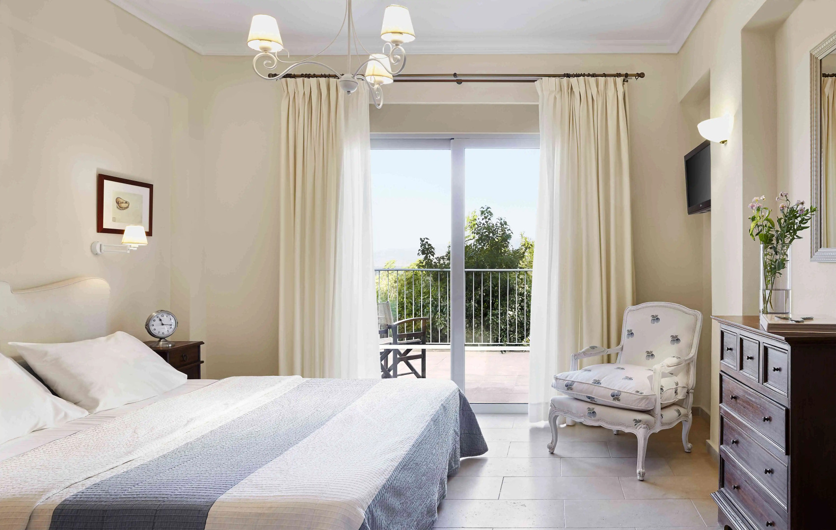 Pleiades Luxurious Villas