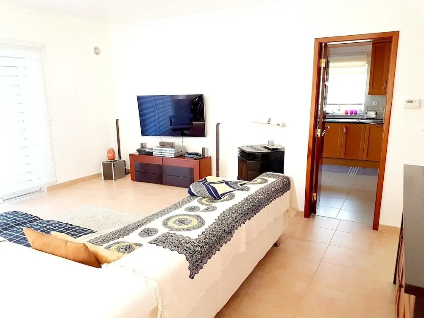 House With 3 Bedrooms in Charneca de Caparica, With Enclosed Garden an