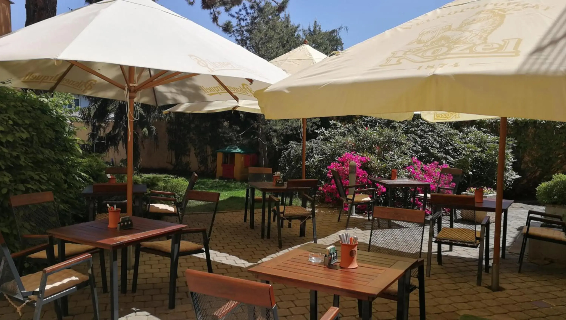Hotel Tulipan Pruhonice