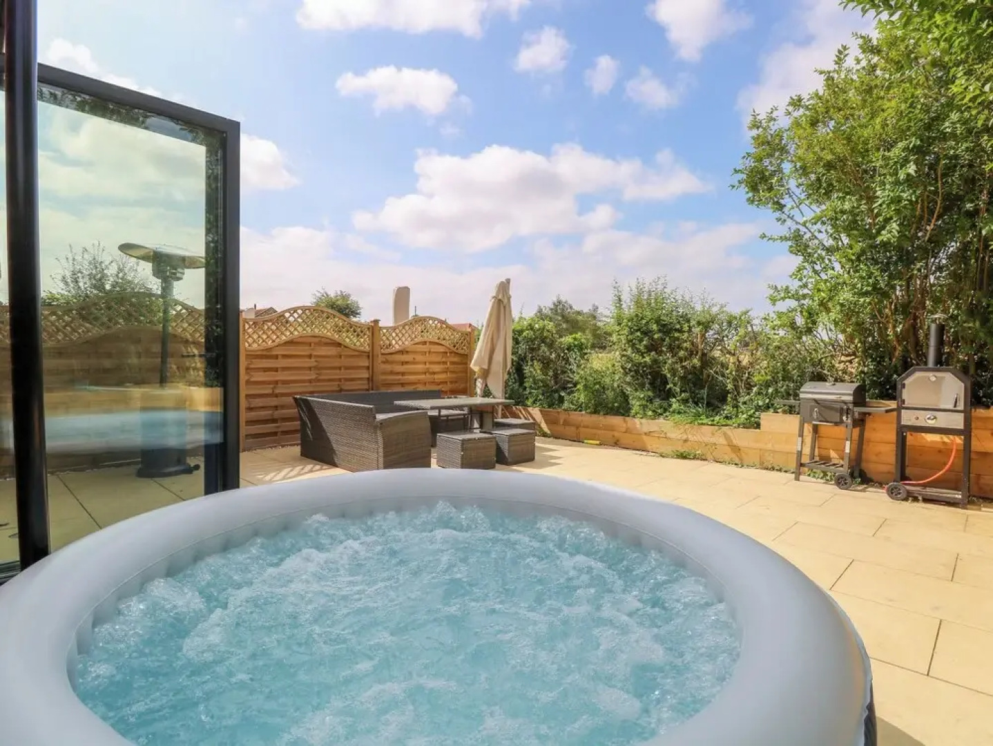 Henham 3 Bernaleen Cottages