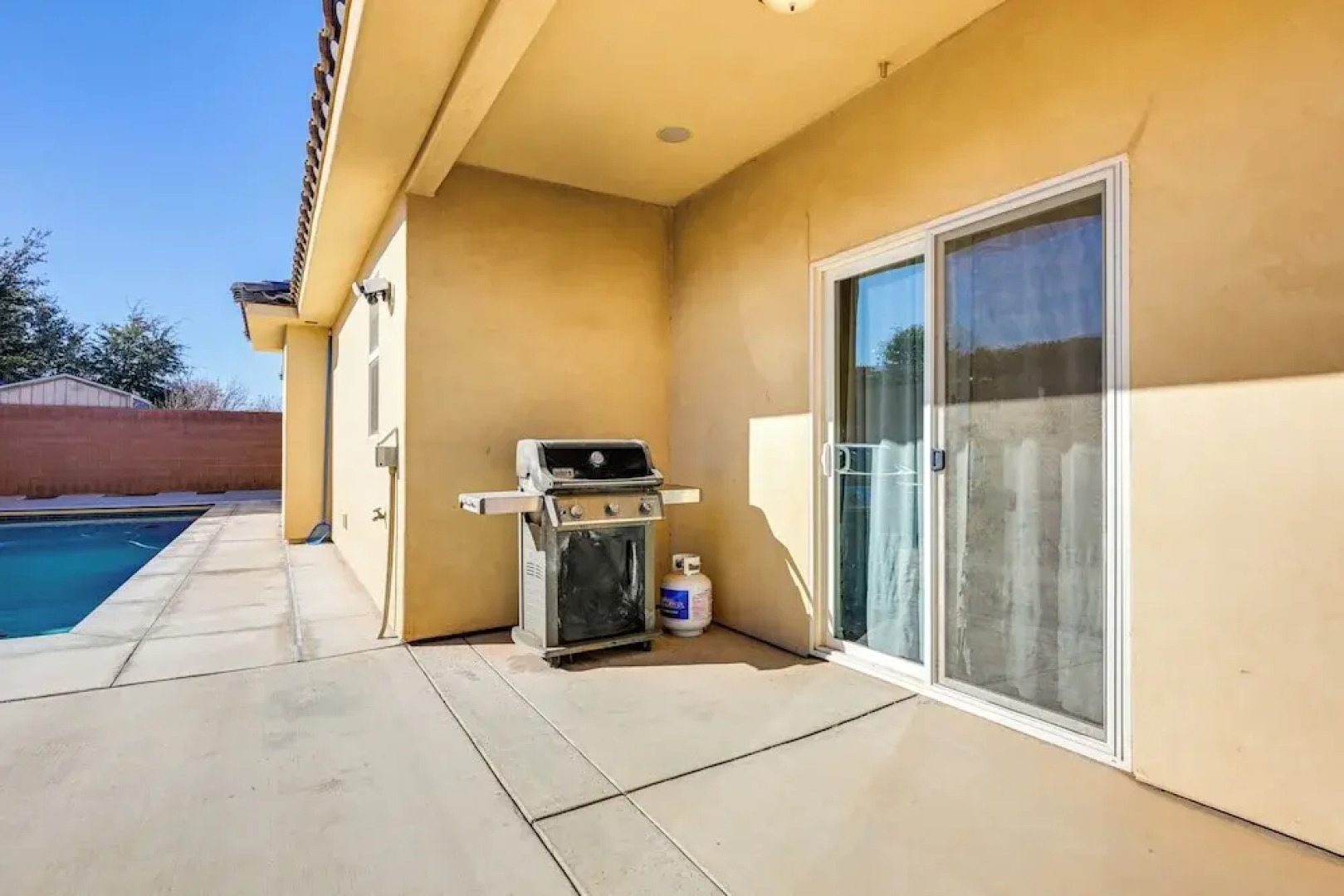 Utah Retreat w/ Heated Pool, Grill & Fire Pit!