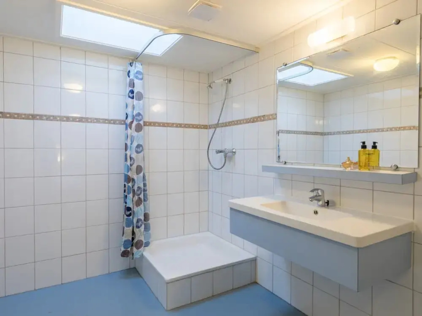 Bungalow in Netherlands With Garden Terrace