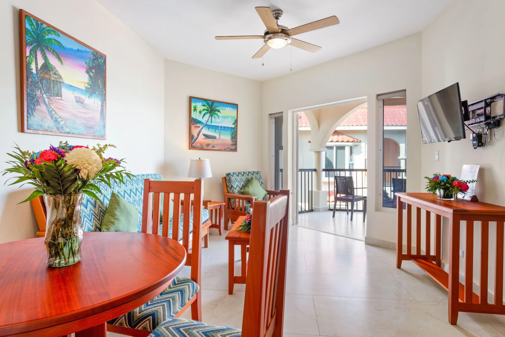Sunbreeze Suites
