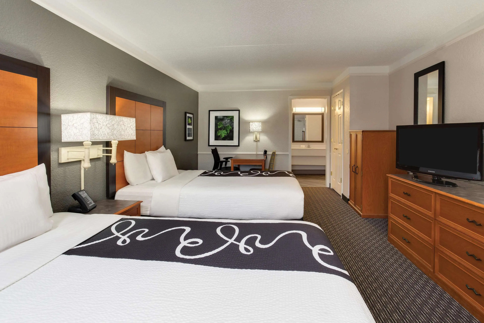 Days Inn by Wyndham Gainesville University I-75