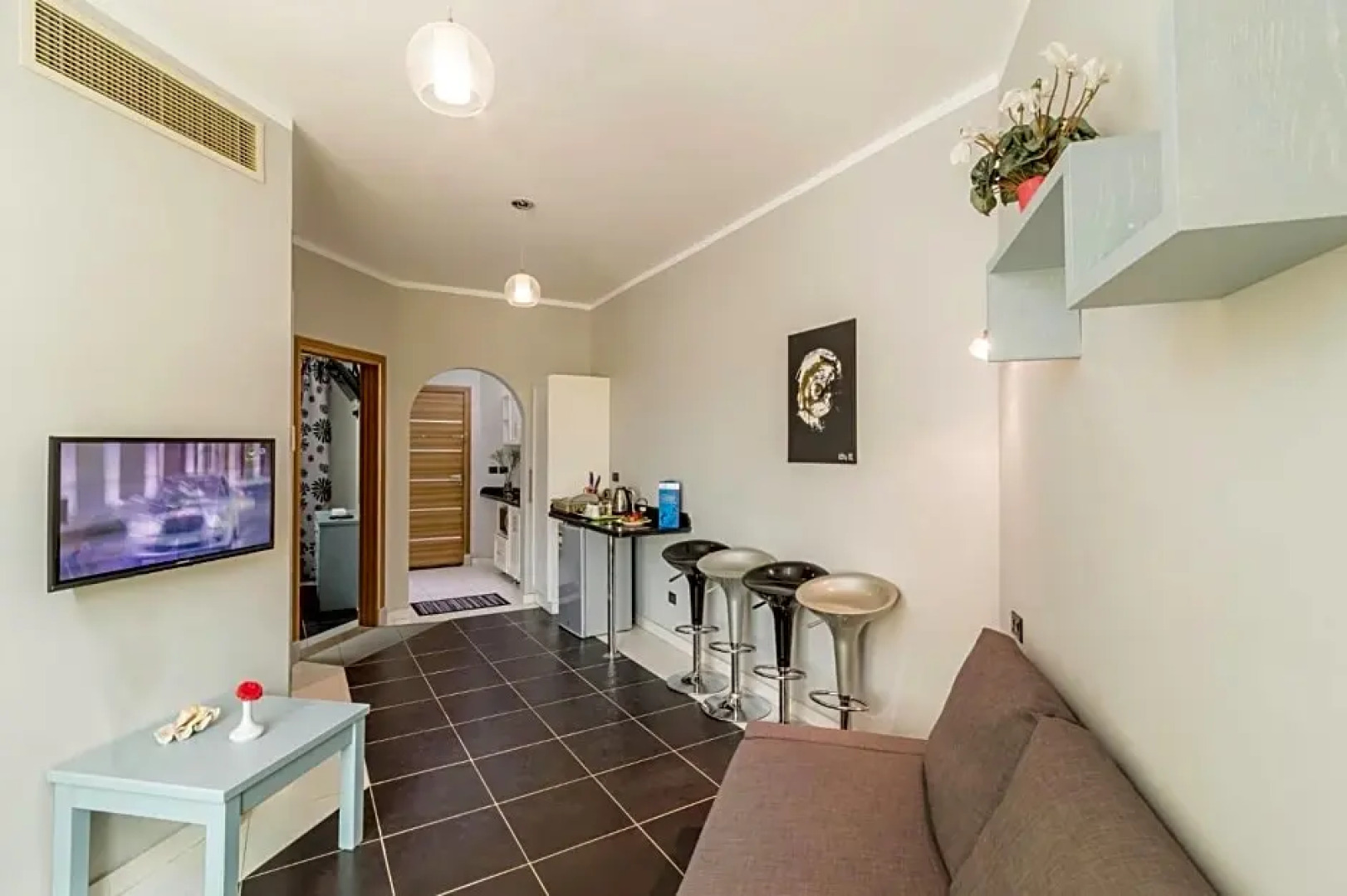 Royal Beach Serviced Apartments