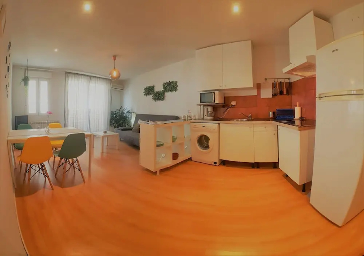 Apartamentos Turísticos La Golondrina