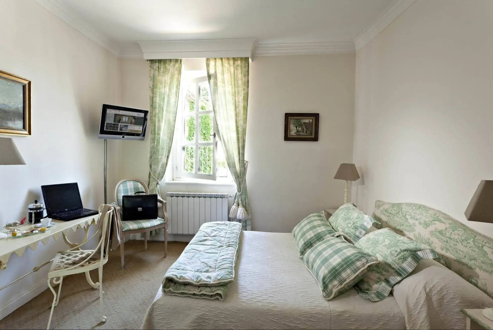 Hôtel la Magnaneraie