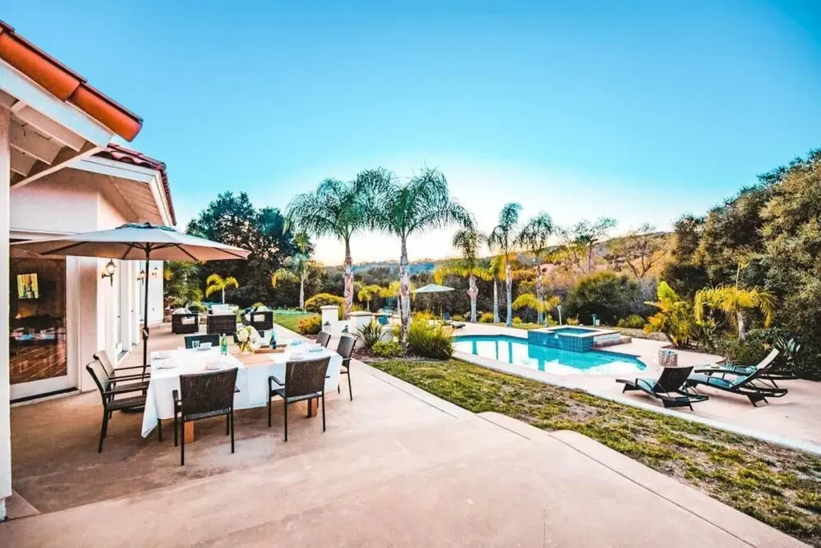 Grapevine by AvantStay | Secluded Villa | 4 Acres of Vineyards & Avo Groves!