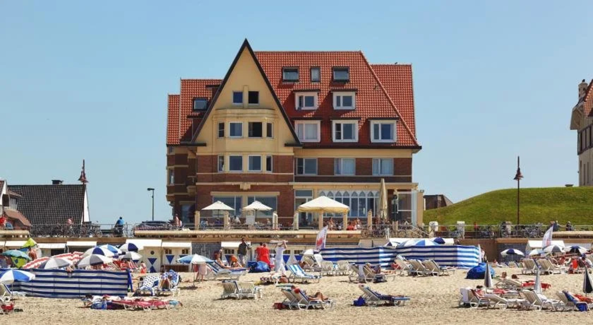Beach Hotel - Auberge des Rois