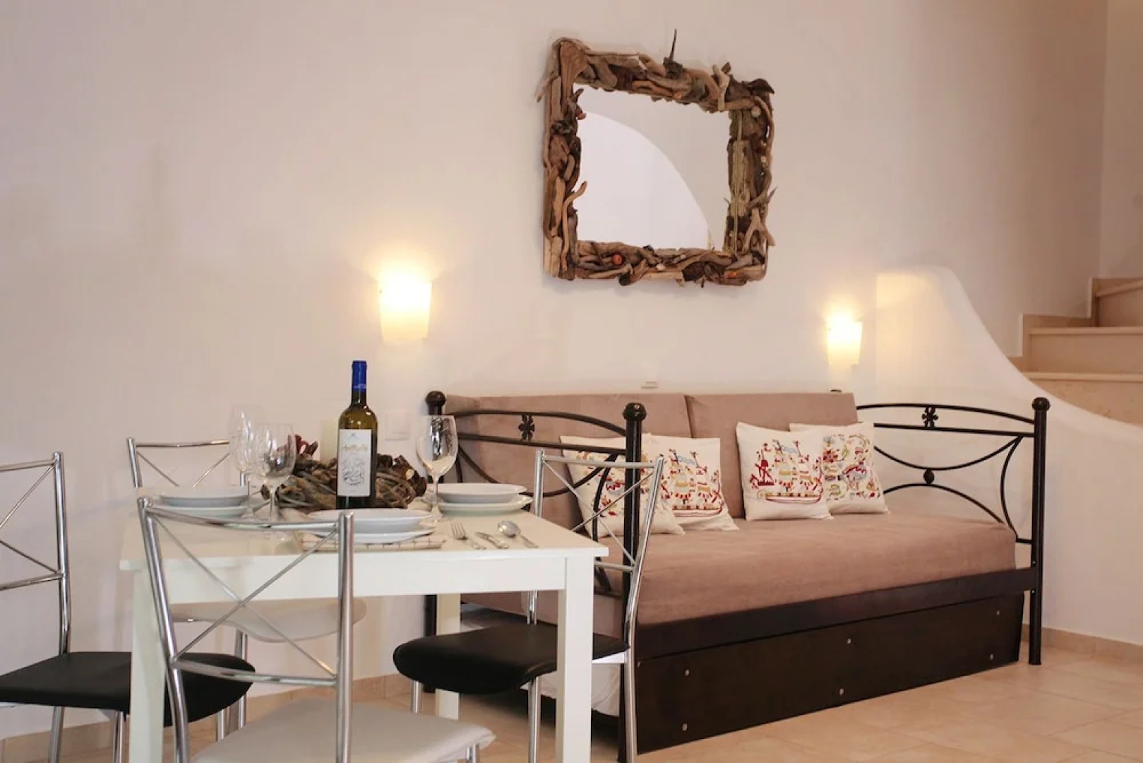 Anemonisia Skyrian Living