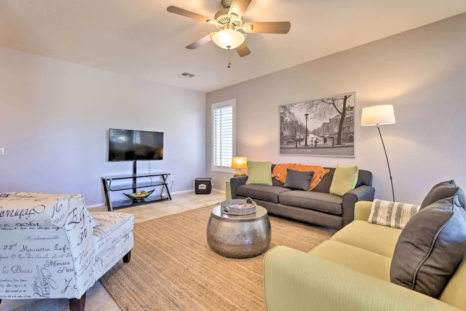 San Tan Valley Home w/ Pool Access & Golf View!