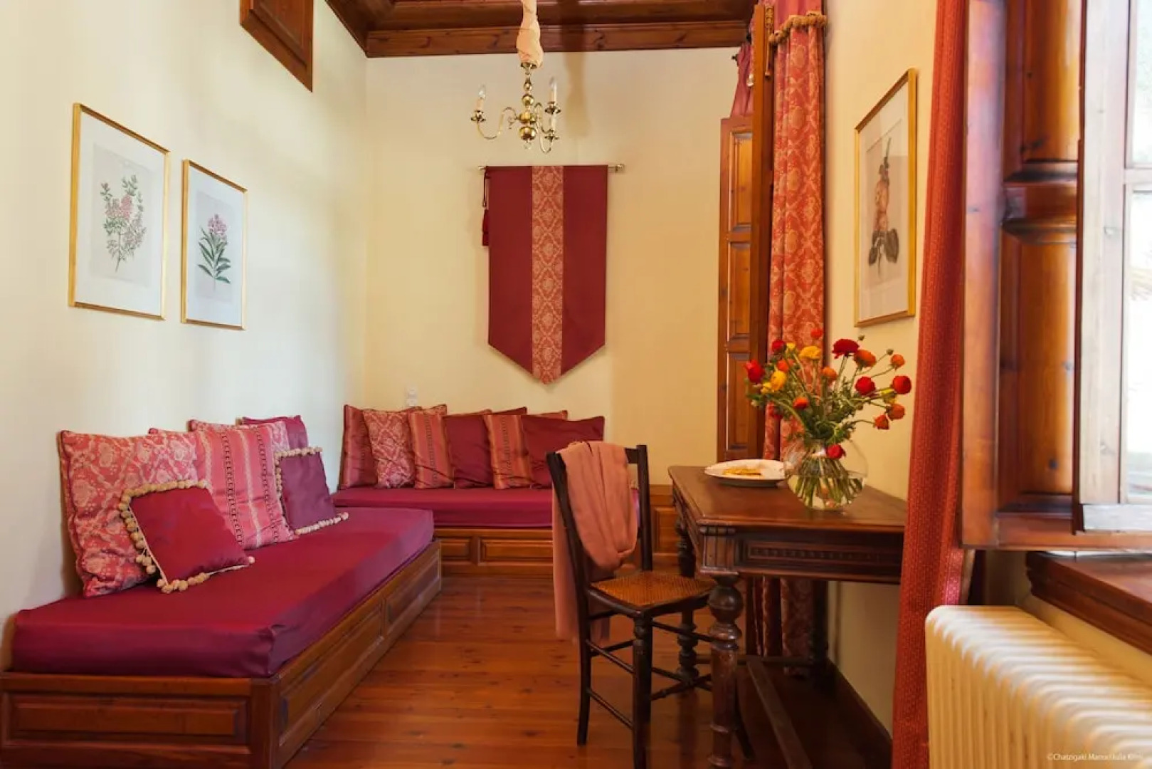 The Chatzigaki Manor