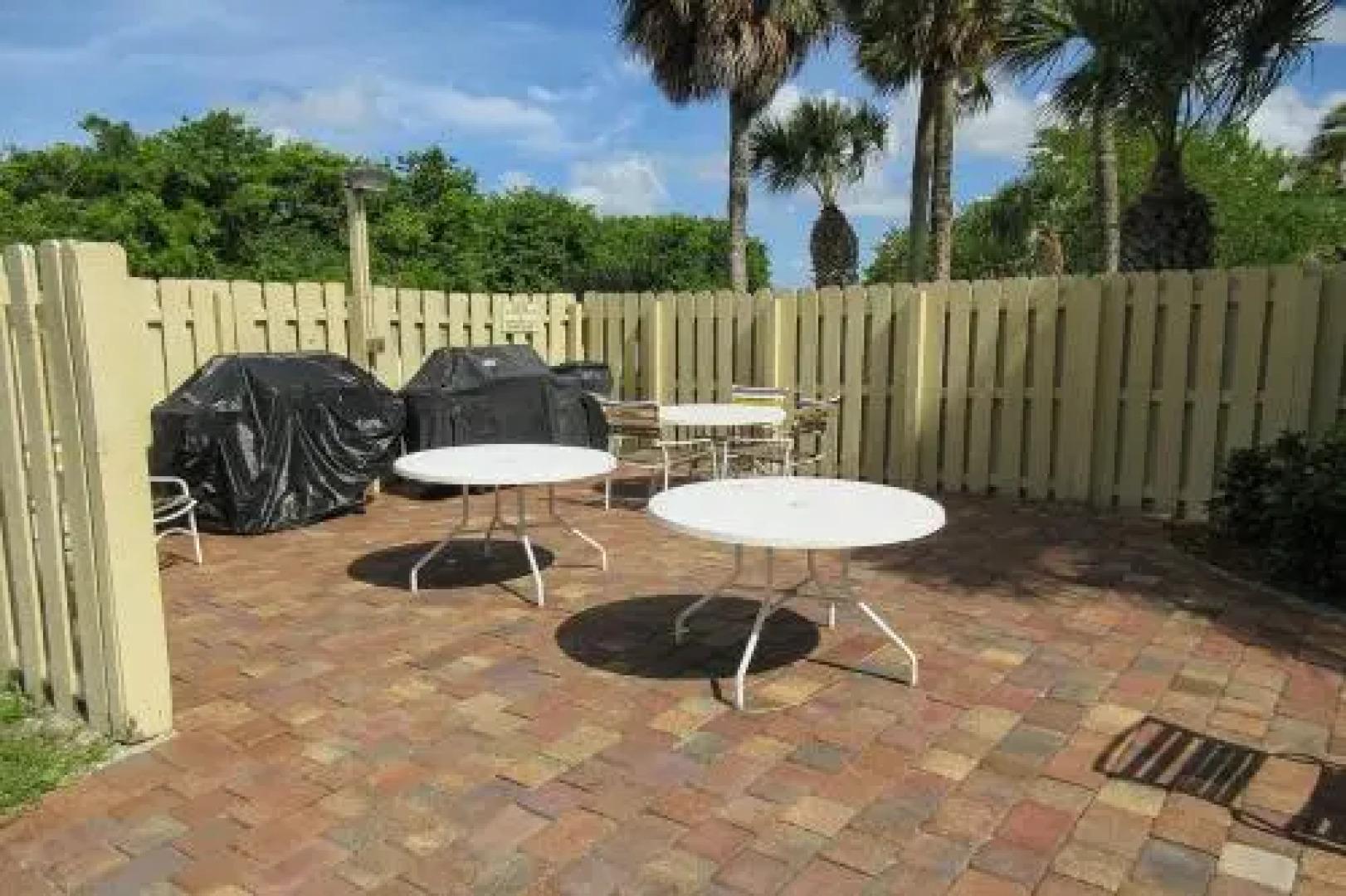 Sand Caper #407 Apartment