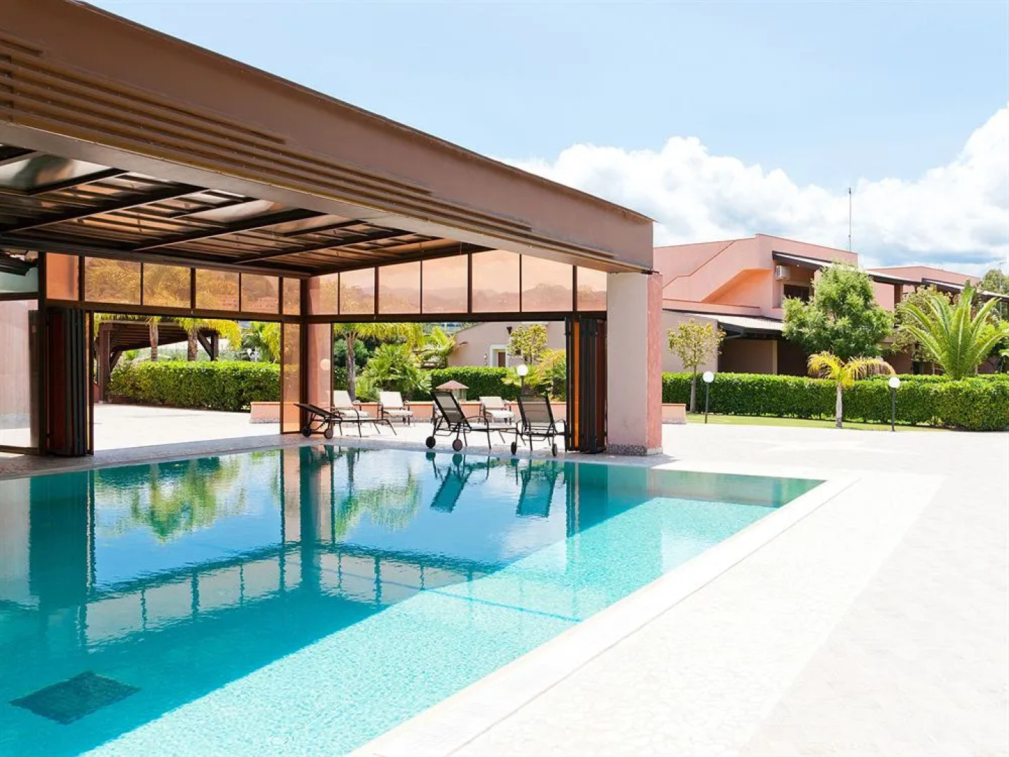 Tindari Resort & Marina Beach