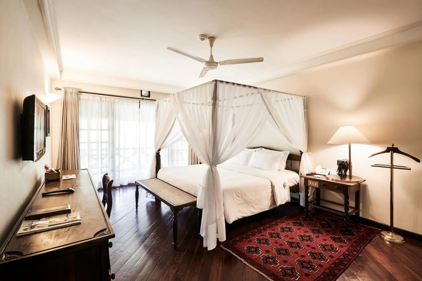 Safari Park Hotel And Casino