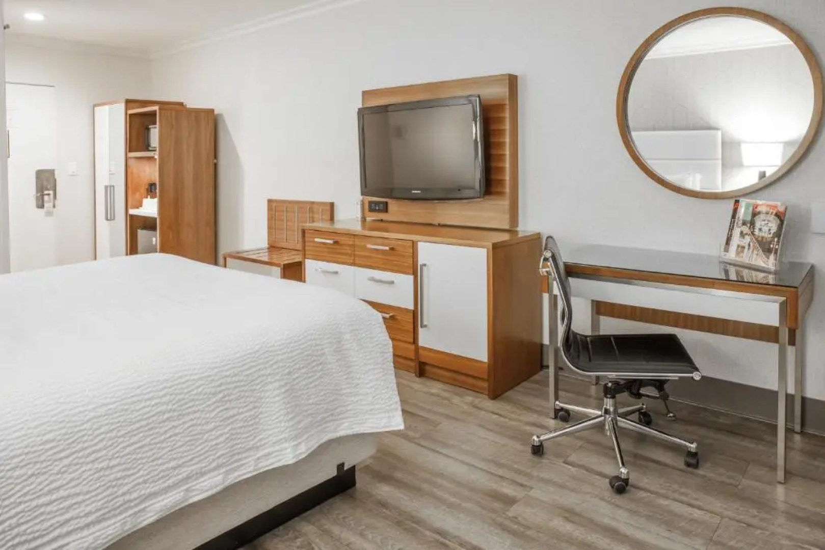 Pasadena Rose & Crown Hotel