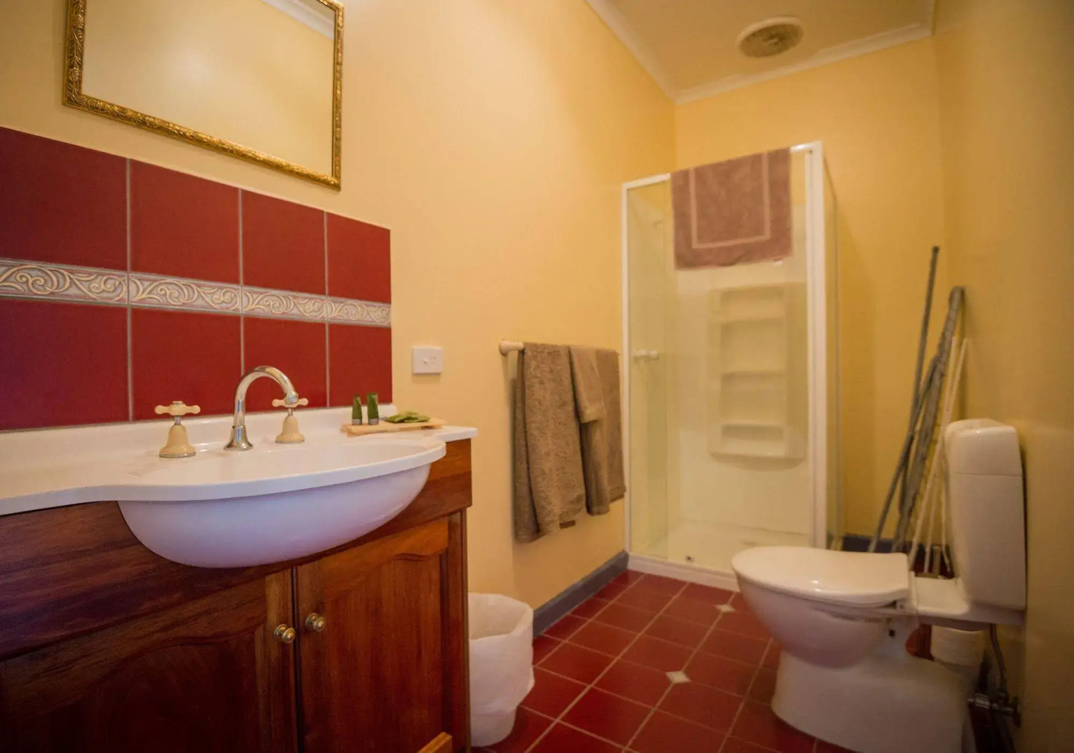 Blue House at Mountainside Wines