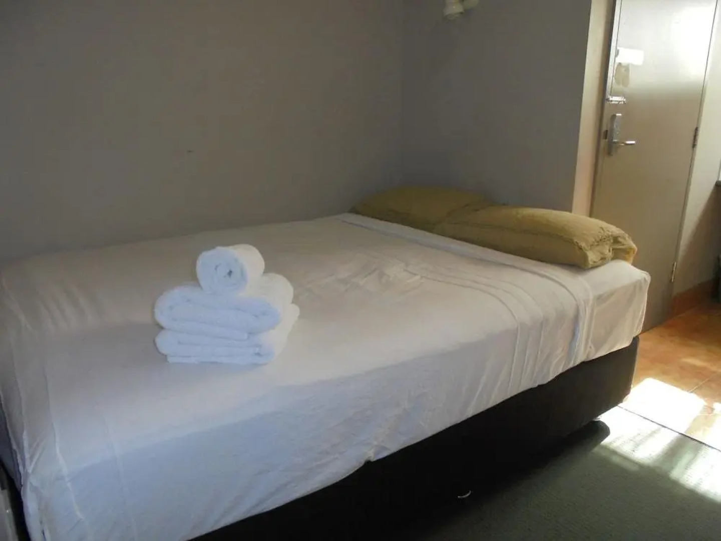 Utopian Motel Taupo - Hostel