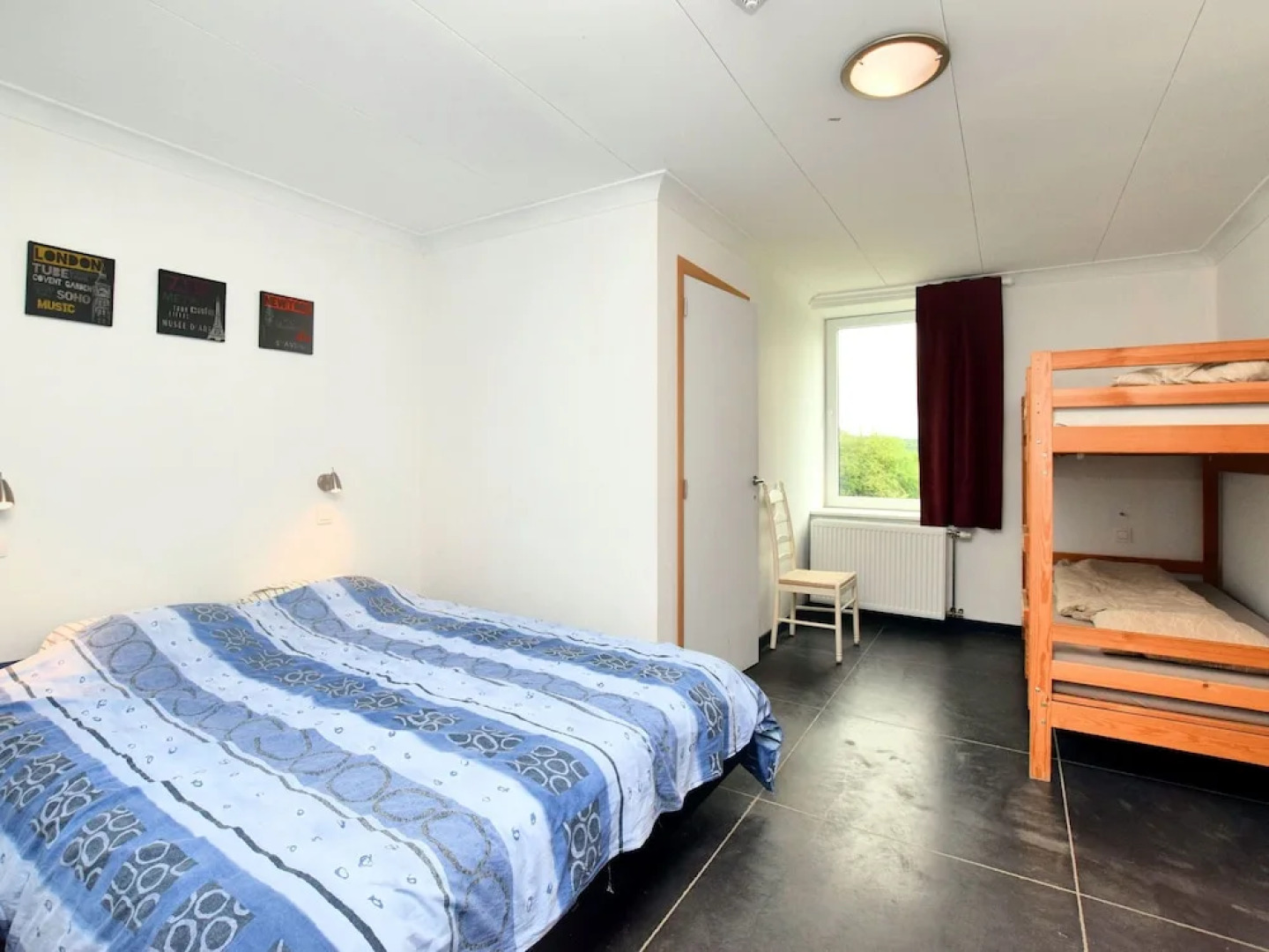 Cozy Holiday Home in Somme-Leuze with Private Swimming Pool