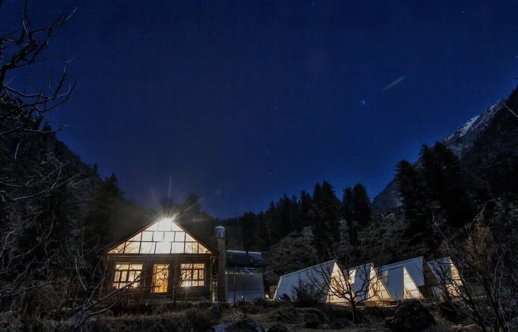 Stonedage Cafe And Inn