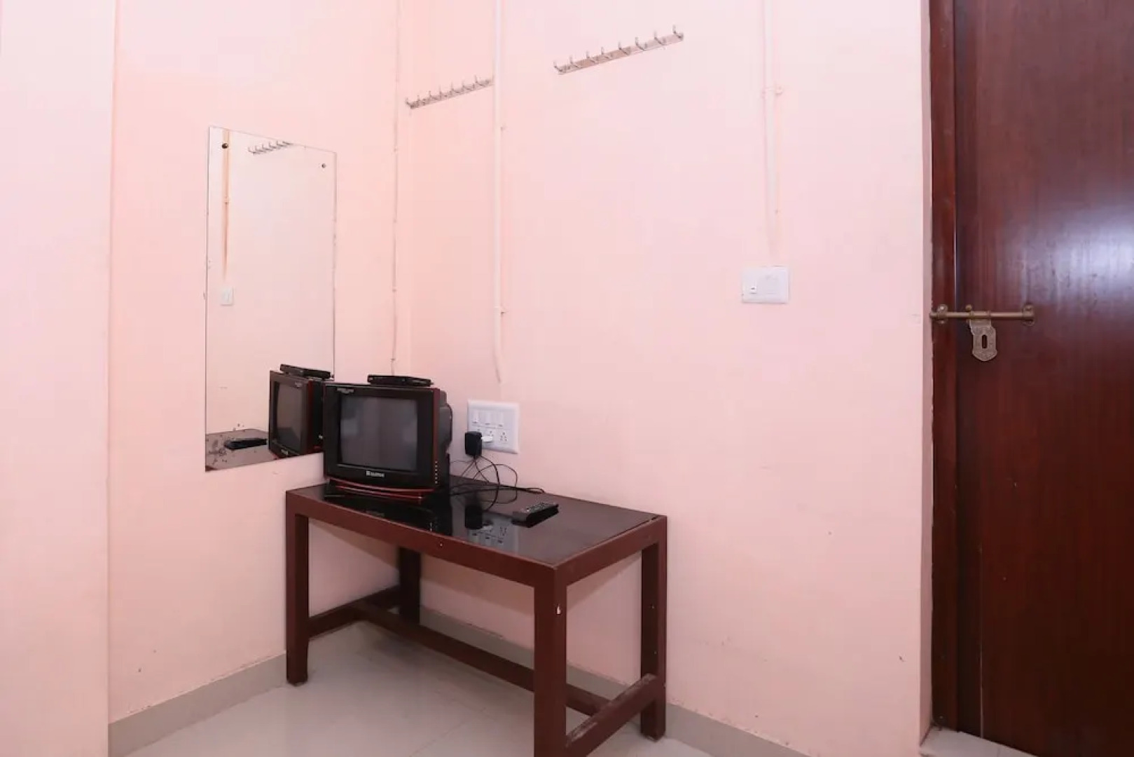 Spot On 40646 Ppg Tourist Home