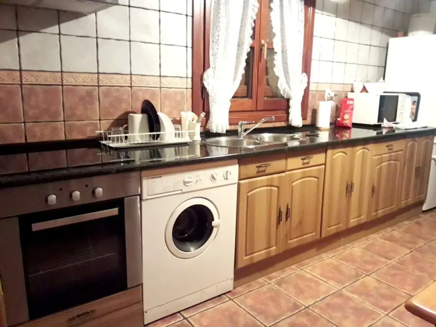 House With 5 Bedrooms in Munain, With Wonderful Mountain View and Enclosed Garden