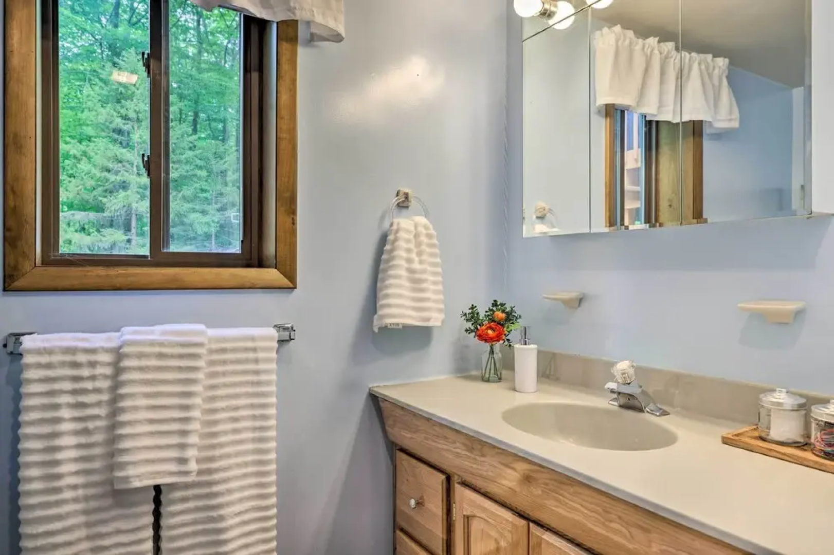 Pocono Lake Chalet w/ Deck, Fire Pit & Sunroom!
