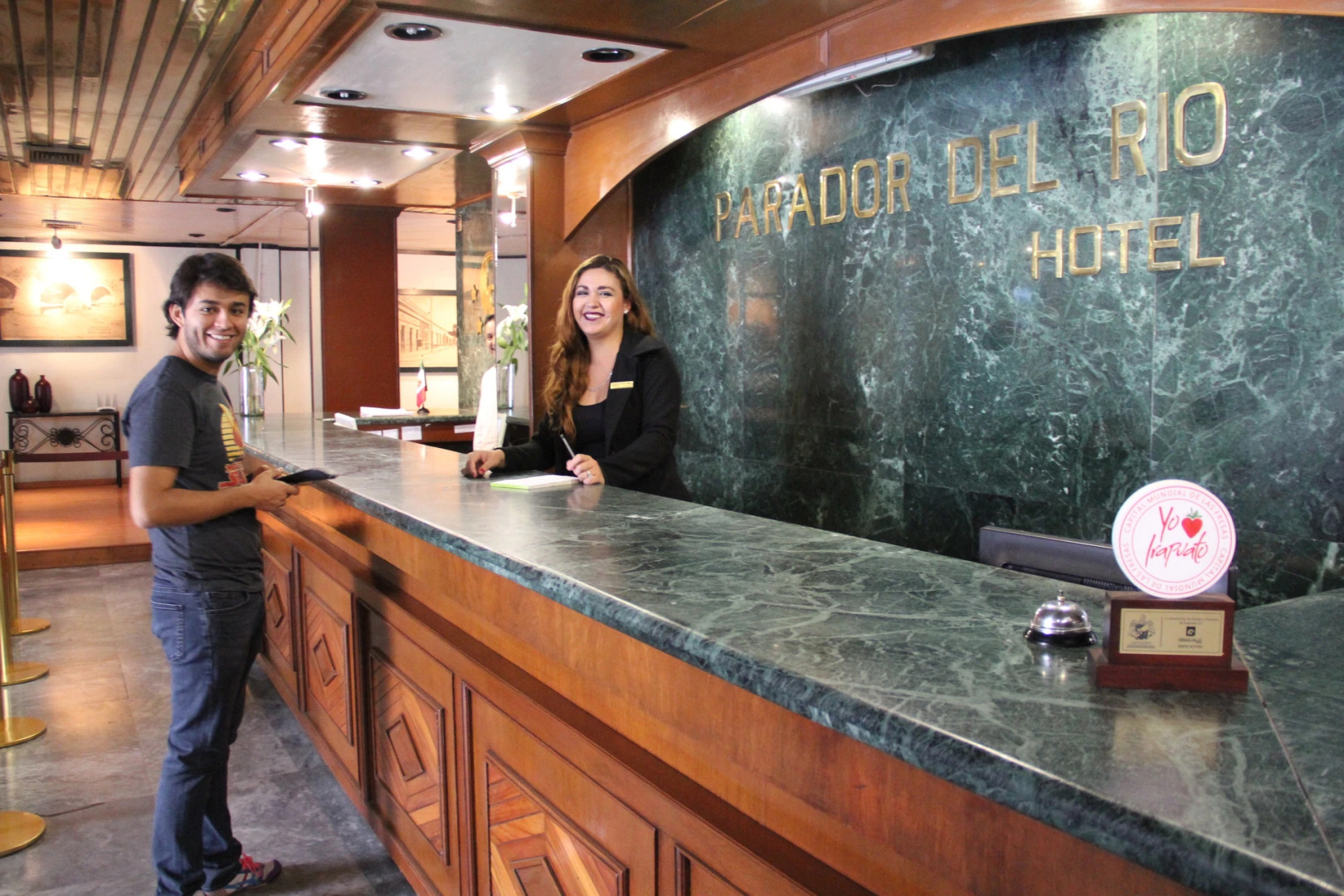 Hotel Parador Del Rio
