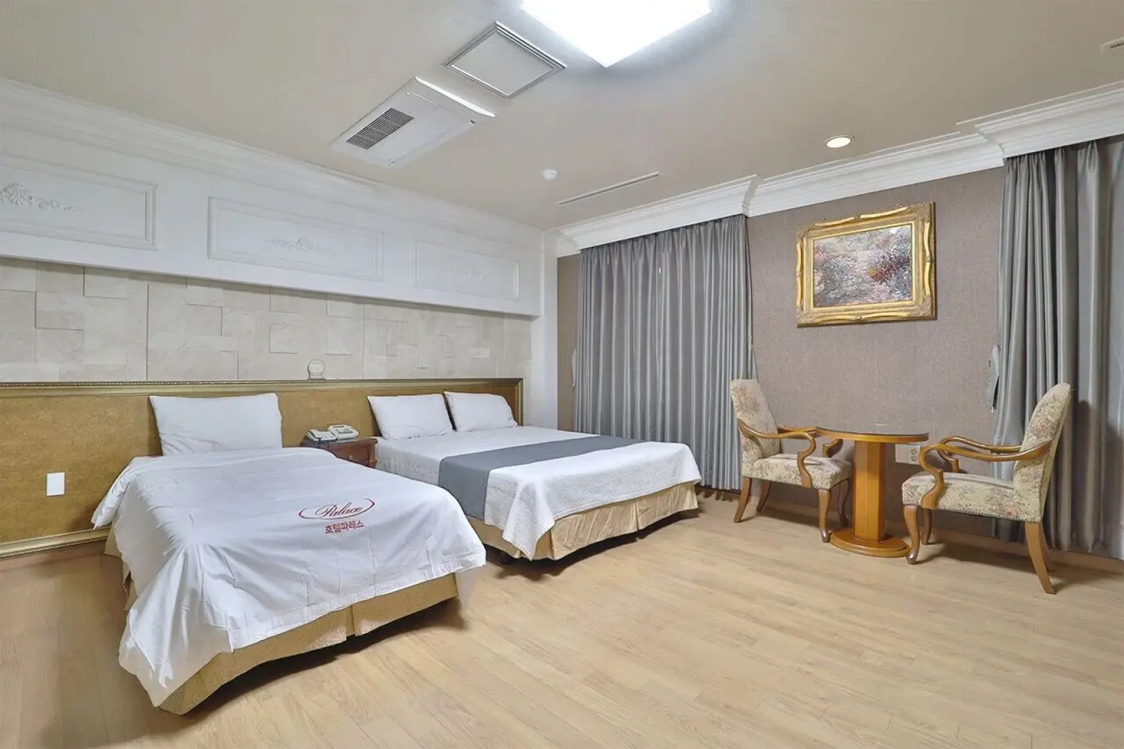 Palace Tourist Hotel