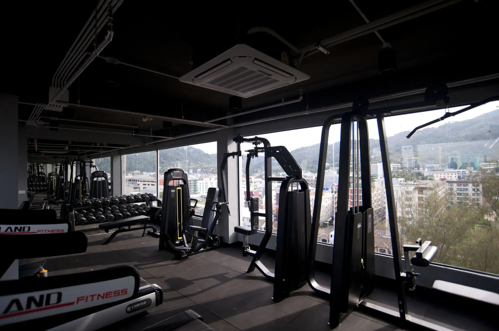 Отель The Gig Hotel