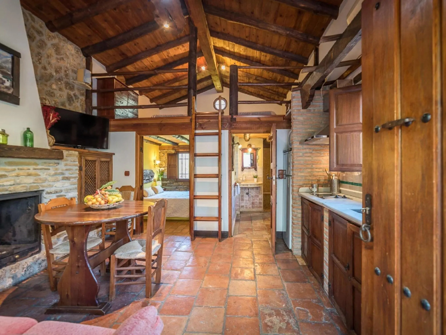 Cozy Cottage in El Padul With Swimming Pool