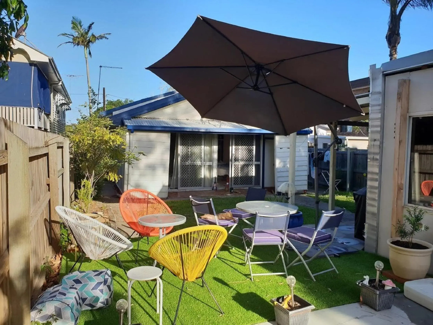 WOODY Pt - AMAZING 1970's SHARE HOUSE BY THE SEA-3 rooms available!