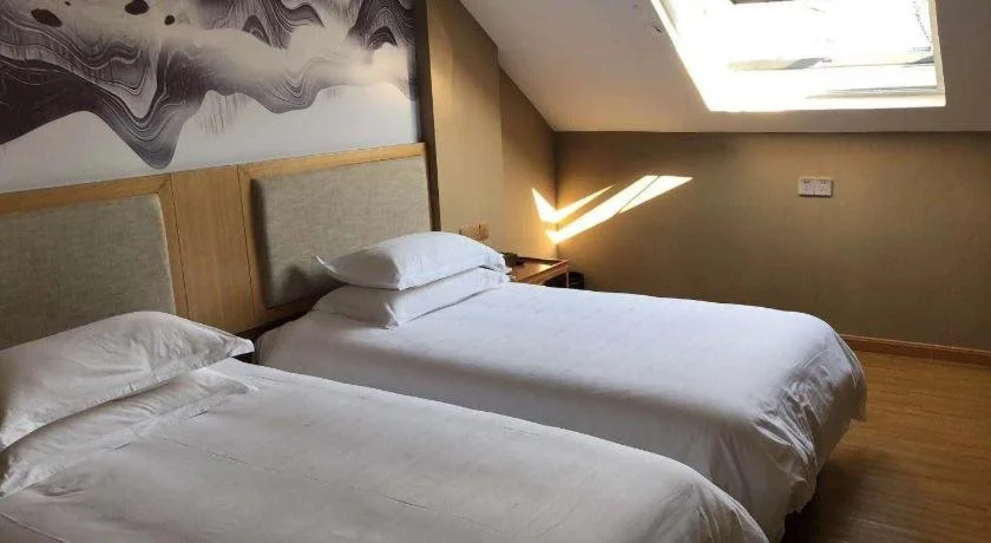 Tai Di Fashion Hotel