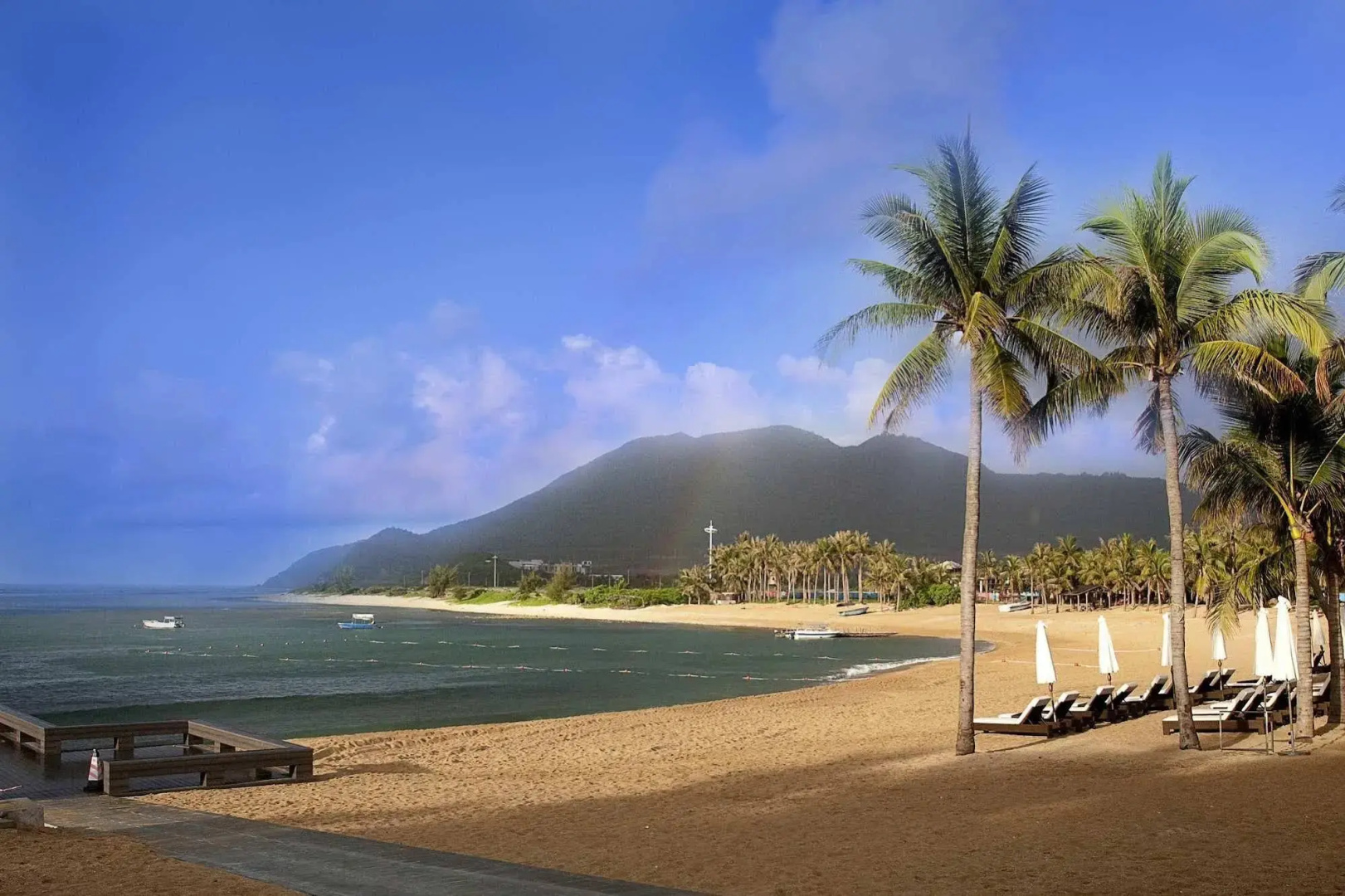 Serenity Coast All Suite Resort Sanya