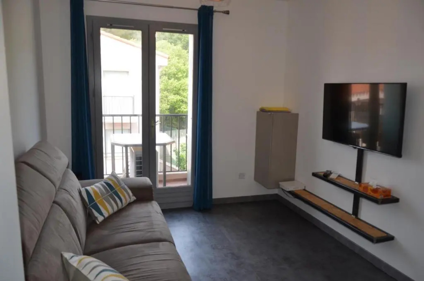 Appartement 2 pièces, parking, balcon, proche plage