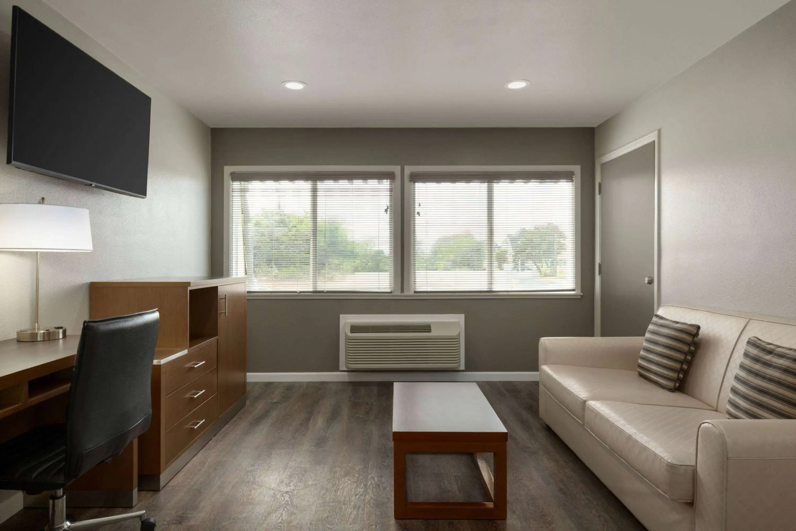 Super 8 by Wyndham Eureka