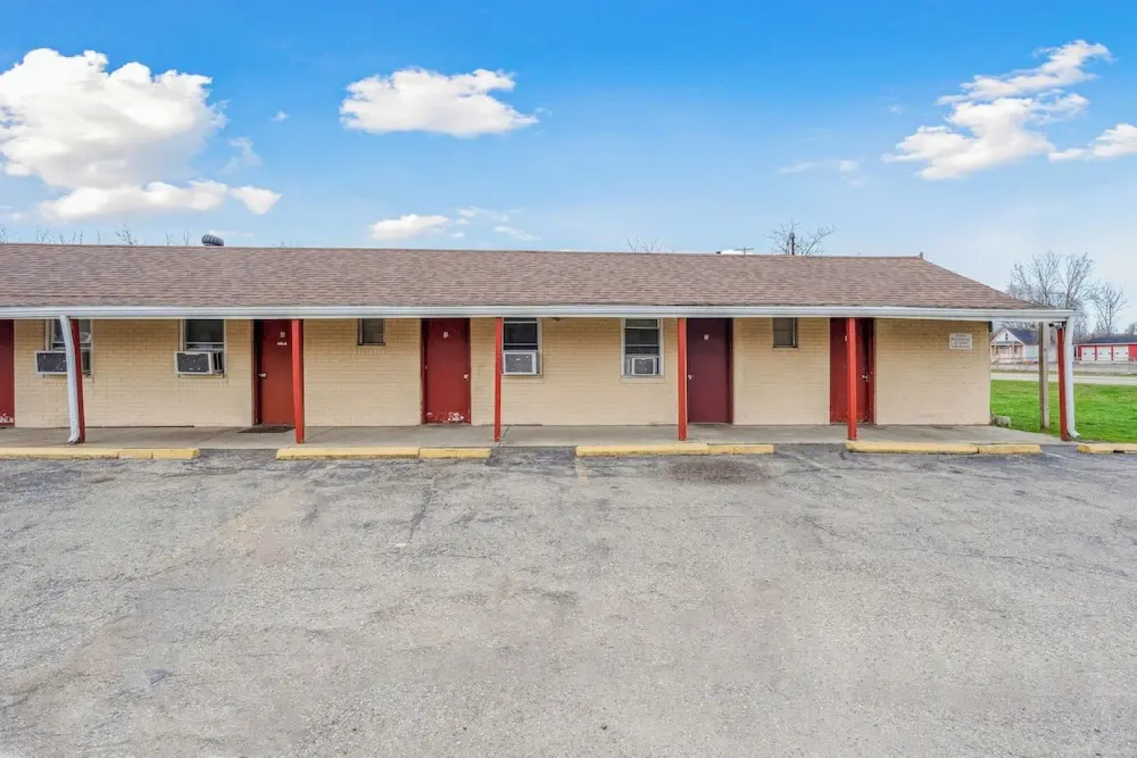 Flint Motel by OYO MI Near I-475