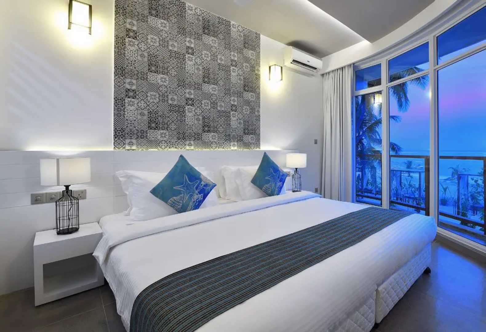 Отель Velana Beach Maldives