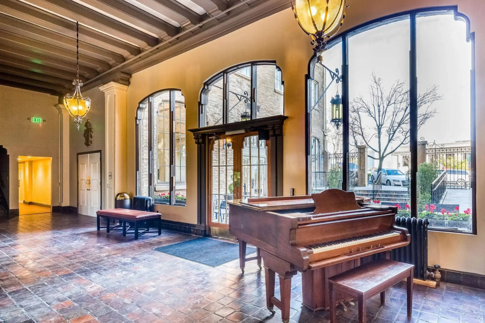 Hotel Petaluma, Tapestry Collection by Hilton