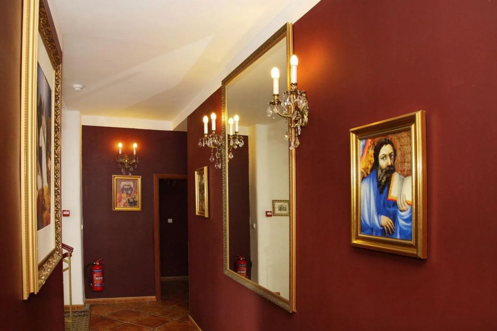 King Charles Boutique Hotel Residence