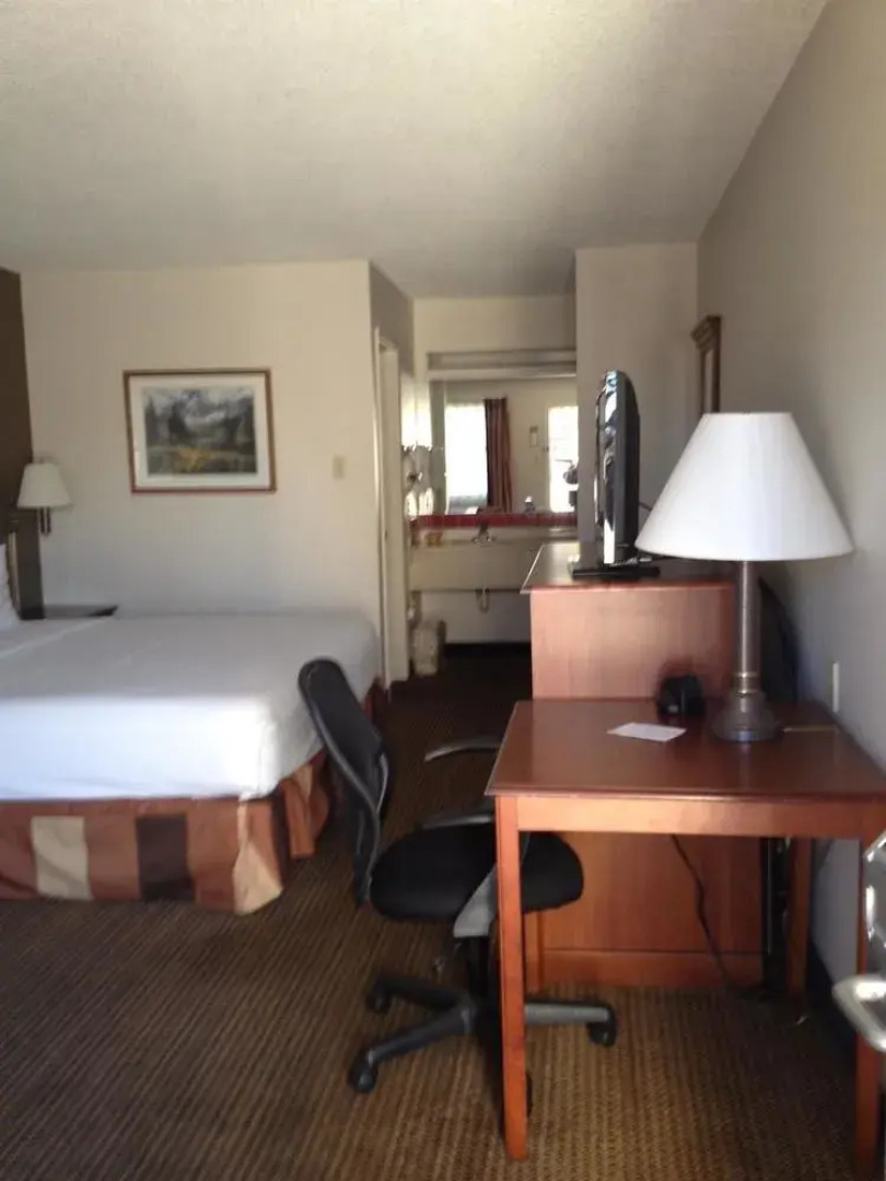 Weatherford Inn and Suites