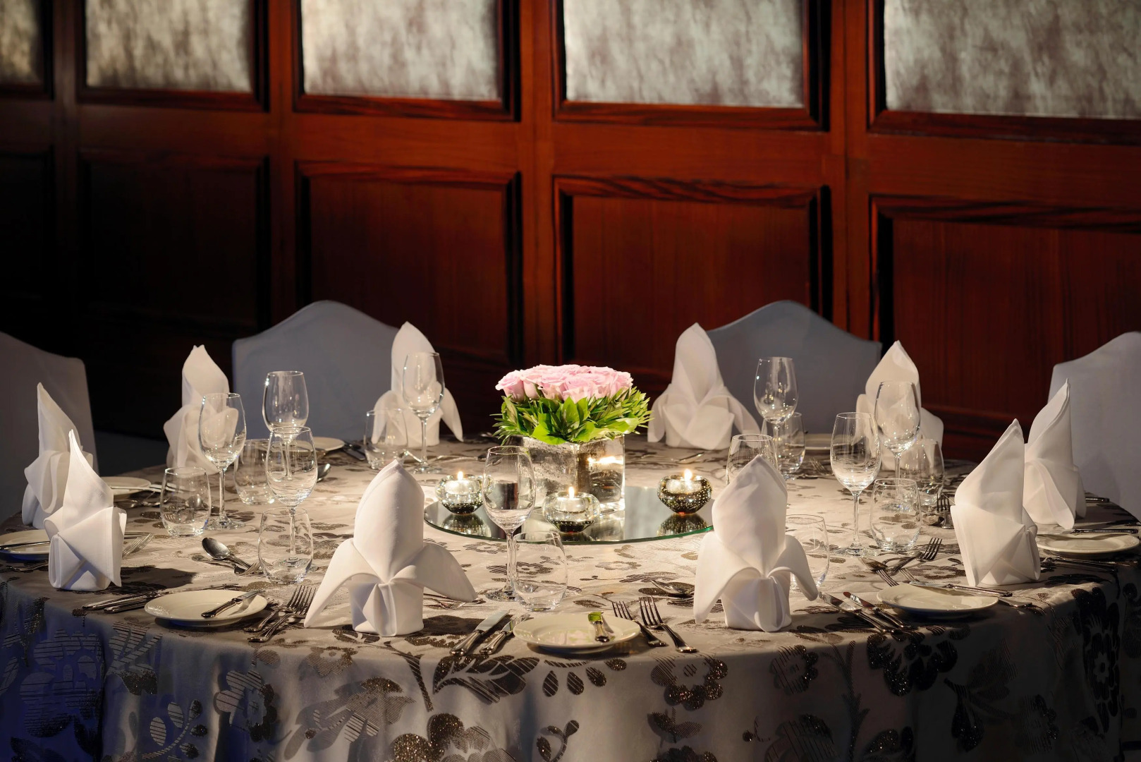 Mövenpick Hotel & Apartments Bur Dubai