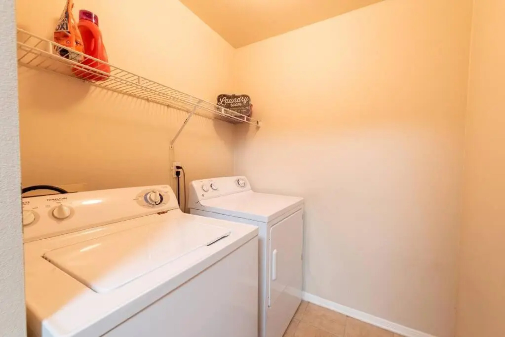 Hidden Gem in Marina Del Rey 2BR 2BA - Sleeps 5