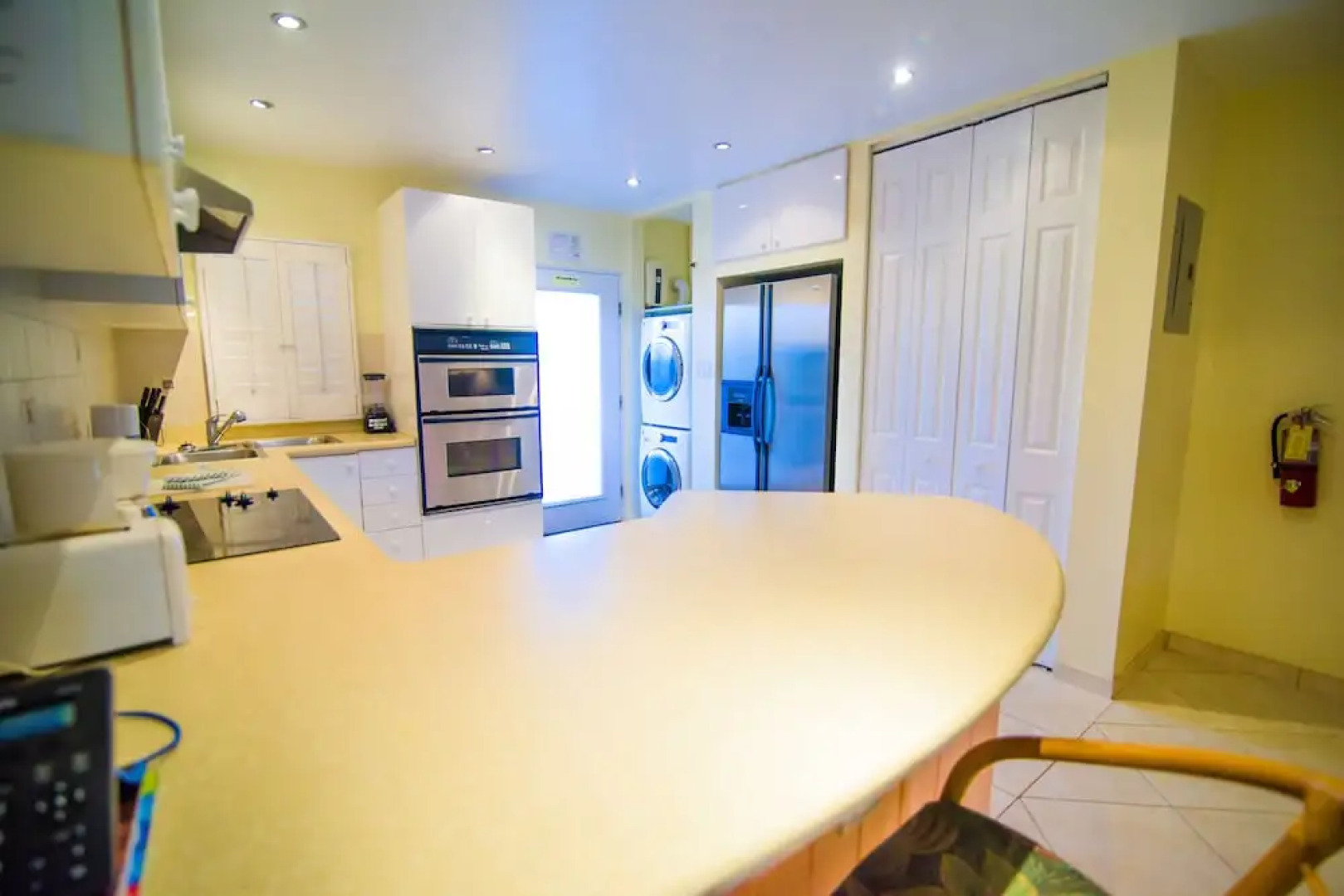 7 Mile Beach Resort & Club