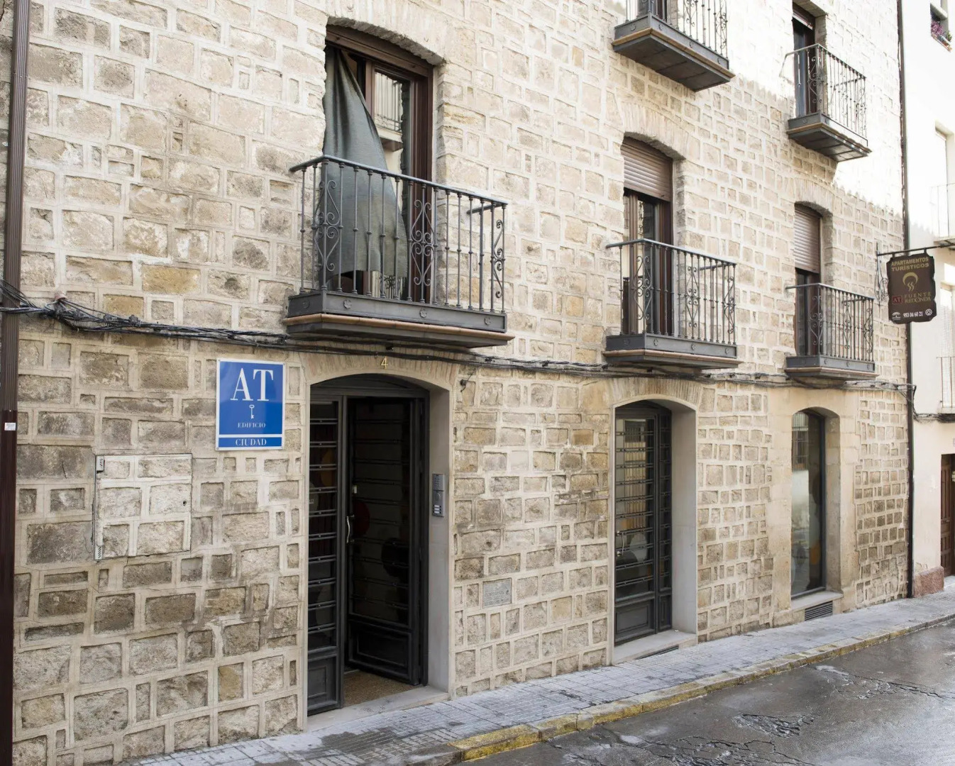 Apartamentos Fuente Redonda