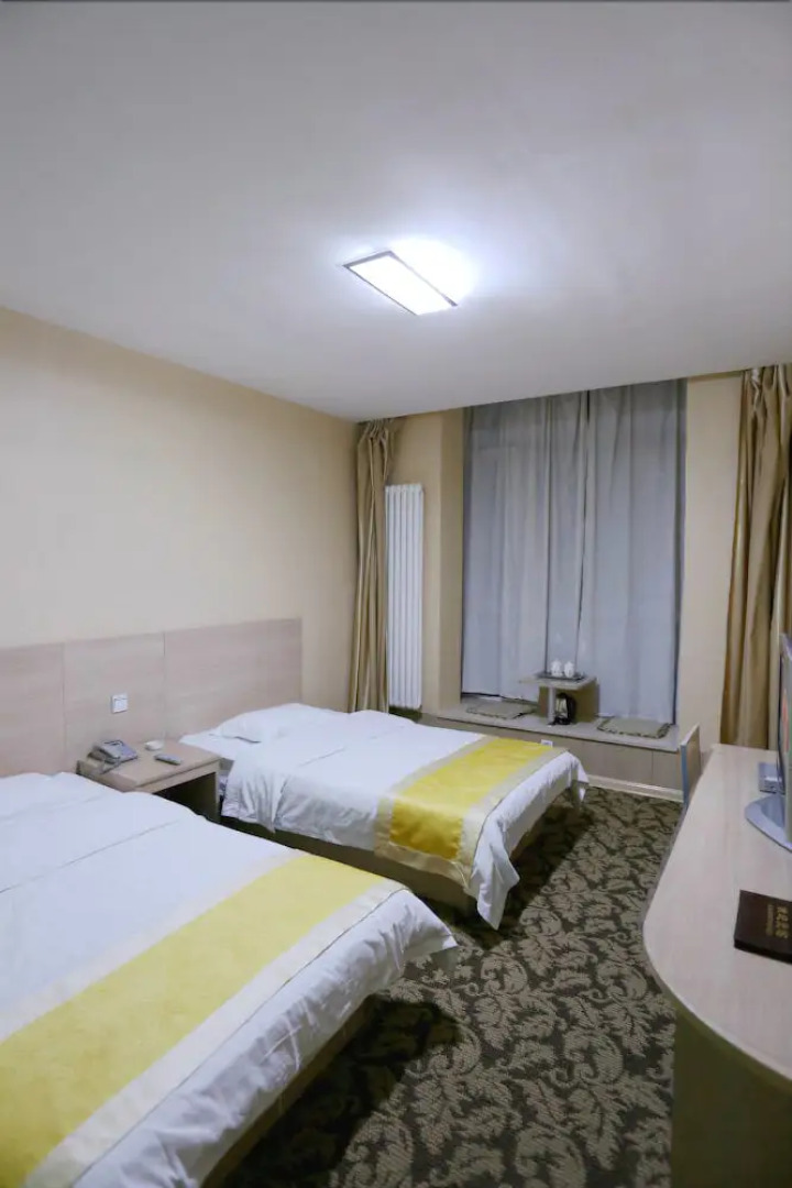 Wutai Mountain Waldorf Youth Hostel