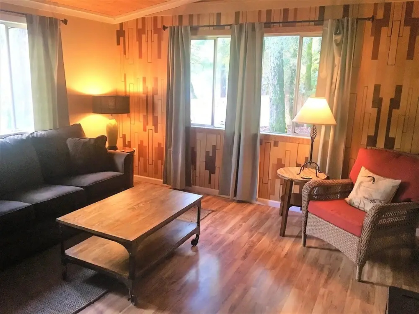 China Creek Cottages